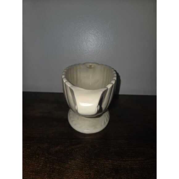 Shawnee Pottery Oval Ribbed Cornucopia Laurel Wreath Console Planter - Picture 7 of 8